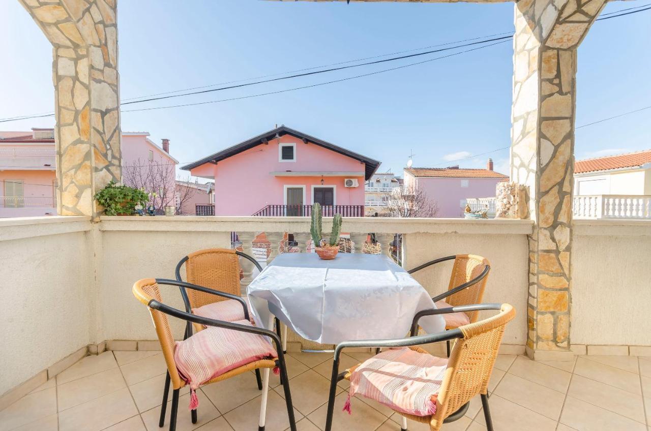 Apartments Villa Estella Srima Extérieur photo