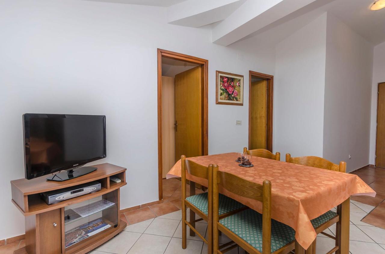 Apartments Villa Estella Srima Extérieur photo