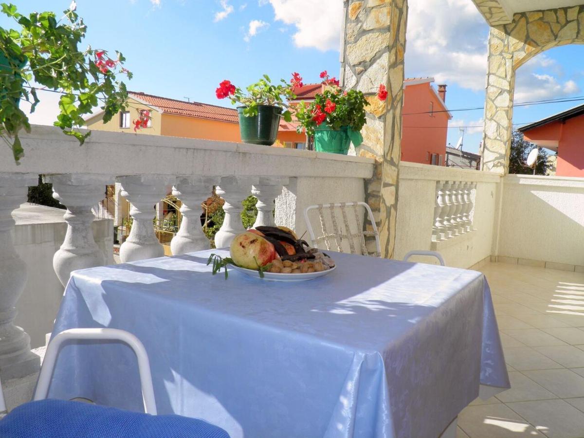 Apartments Villa Estella Srima Extérieur photo